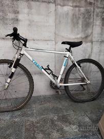 Mountain bike vintage Trek 8000