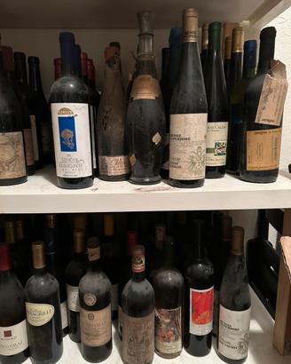 Lotto di bottiglie di vino antiche