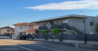 3 LOCALI A RODENGO SAIANO