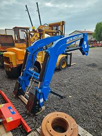 caricatore frontale NEW HOLLAND 