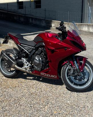 Suzuki gsx8r