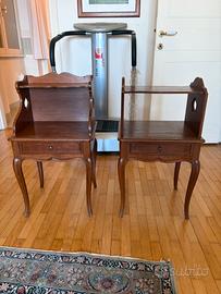 Coppia di Comodini Vintage in Legno