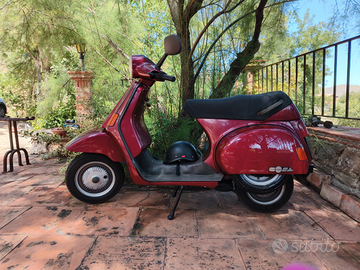 Vespa cosa 200