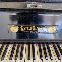 Pianoforte a muro Fratelli Giannini