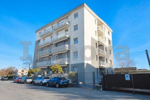 Ampio 2 locali libero subito con box