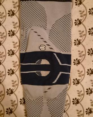 Bauerfeind GenuTrain P3 tutore ginocchio sinistro 