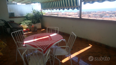 Alloggio con grande terrazza Ventimiglia