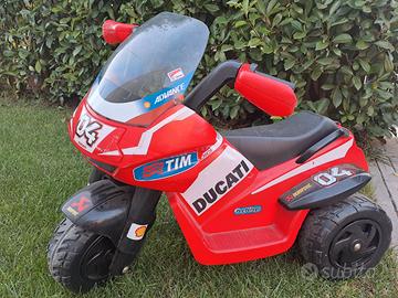 Moto Ducati Peg Perego