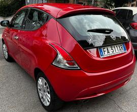 LANCIA YPSILON 1.2 BENZ EURO 6 KM 70.000 neopatent