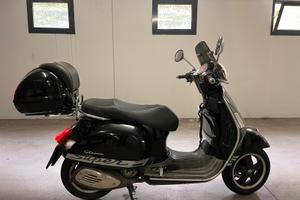 Vespa gts 250