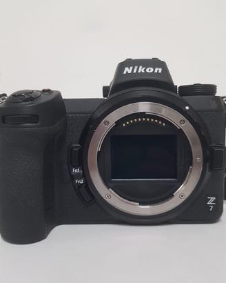 Mirrorless Nikon Z7 body usato