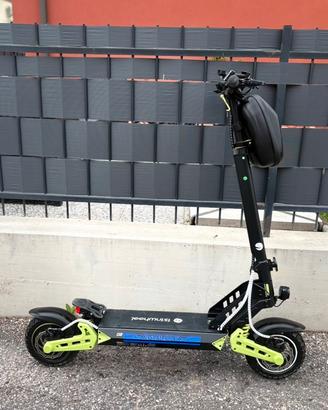 monopattino elettrico