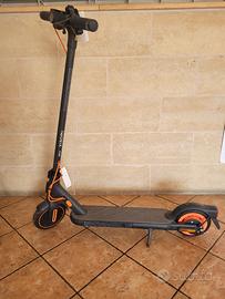 Monopattino elettrico 