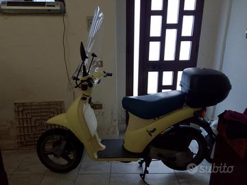 Scooter Piaggio Free 50 2T
