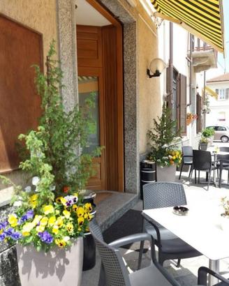 Attività / Licenza di 145 m² con 4 locali a Castel