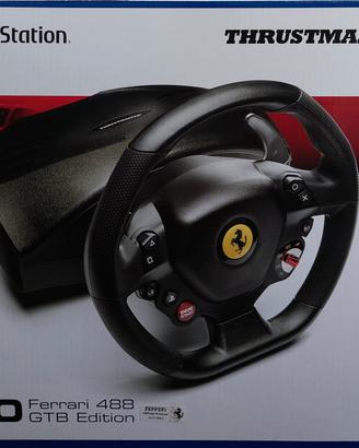 volante con pedali per PS5, PS4 e PC