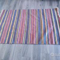 Tappeto multicolore da soggiorno