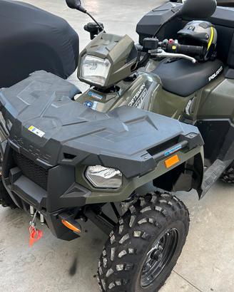 Quad 4wd polaris 570