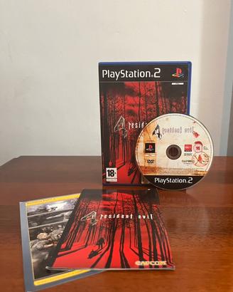 Resident Evil 4 PS2 PAL Completo Italiano