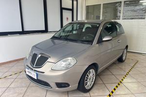 Lancia Ypsilon 1.2 Argento