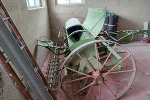 Seminatrice con attacco idraulico