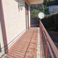 DUE OBELISCHI 4 vani con box auto x utilitaria