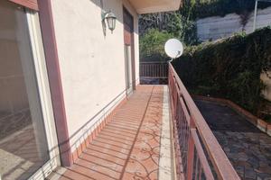 DUE OBELISCHI 4 vani con box auto x utilitaria