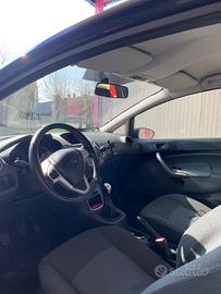 FORD Fiesta 6ª serie Bs - 2011