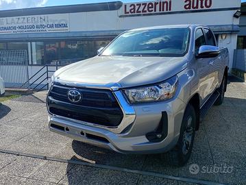 Toyota Hilux 2.8 D 48v 204cv 4WD double cab Lounge