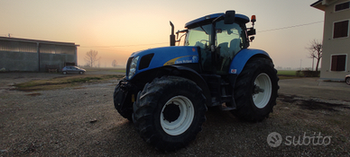 New Holland t7060