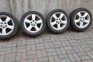cwrchi e gomme 