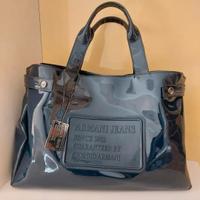 Borsa Armani Jeans vernice blu navy 
