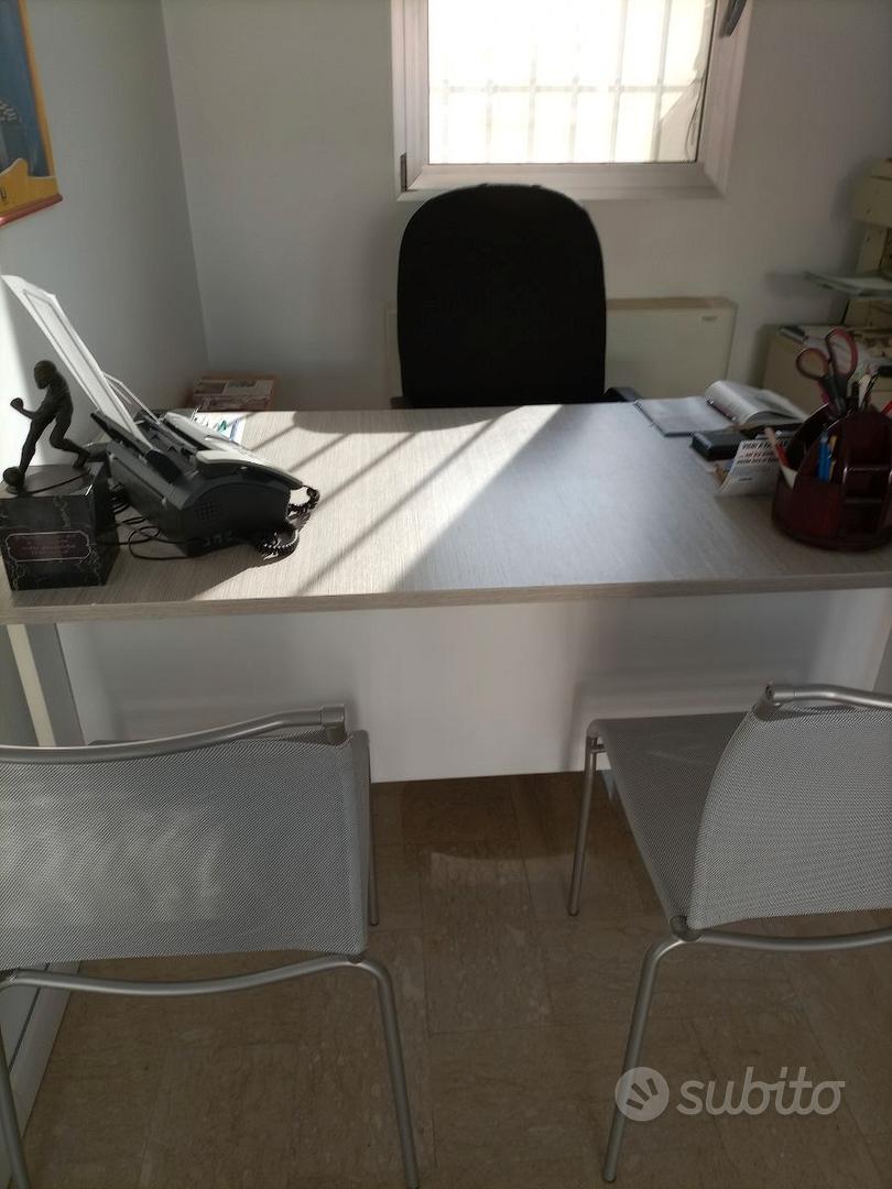 Arredo Ufficio dirigenziale completo con scrivania da due metri