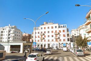 Centocelle trilocale con balcone