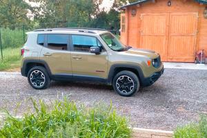 JEEP RENEGADE TRAILHAWK 2000cc 170 cavalli
