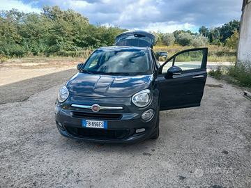 Vedo auto appena tagliandata