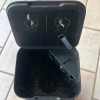 iRobot Roomba i7+ Aspirapolvere Robot con Base