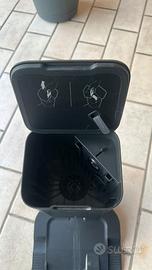 iRobot Roomba i7+ Aspirapolvere Robot con Base