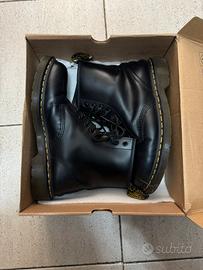 Dr martens stivali