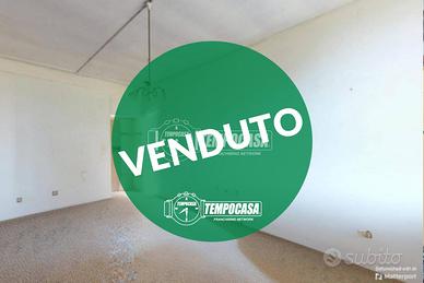 Rustico in corte senza spese con deposito