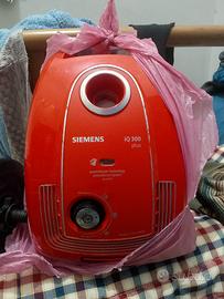 aspirapolvere perfettamente funzionante completa d