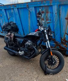 Moto Guzzi V9 bobber