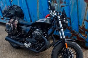 Moto Guzzi V9 bobber