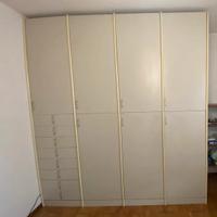 Armadio  capiente a soffitto