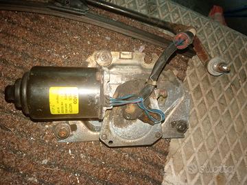 Motorino Tergicristallo con bracci e spazzole