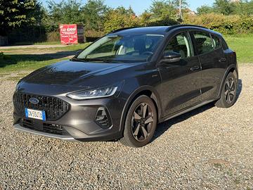Ford Focus 1.0 Ecoboost hybrid 125 CV 5 porte