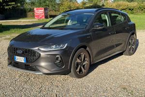 Ford Focus 1.0 Ecoboost hybrid 125 CV 5 porte