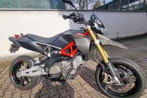 Aprilia Dorsoduro Factory 750