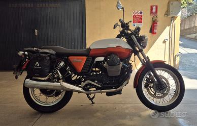 MOTO GUZZI V7 SPECIAL – immatr. 2015 – 29.000 km