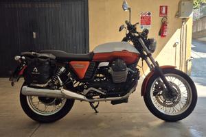MOTO GUZZI V7 SPECIAL – immatr. 2015 – 29.000 km